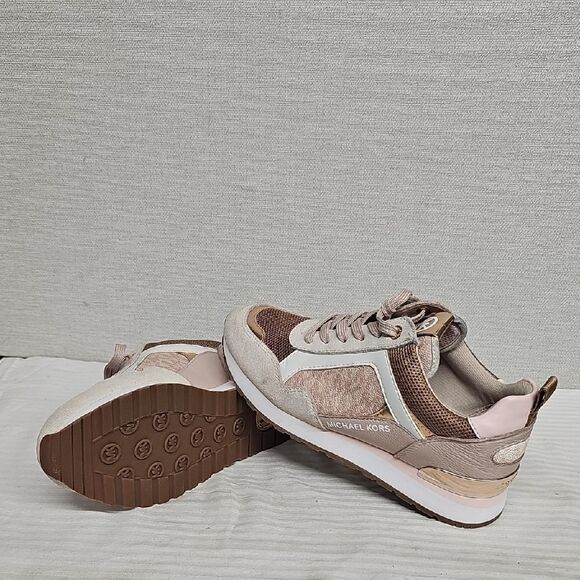 MICHAEL KORS WILMA CASUAL SNEAKER BFPM-04-228 - Picture 1 of 10